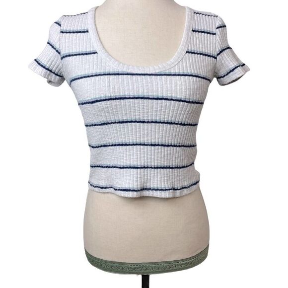 Forever 21 Solid White & Blue Striped Crop Top Cotton Blend Short Sleeve size M - Picture 1 of 10